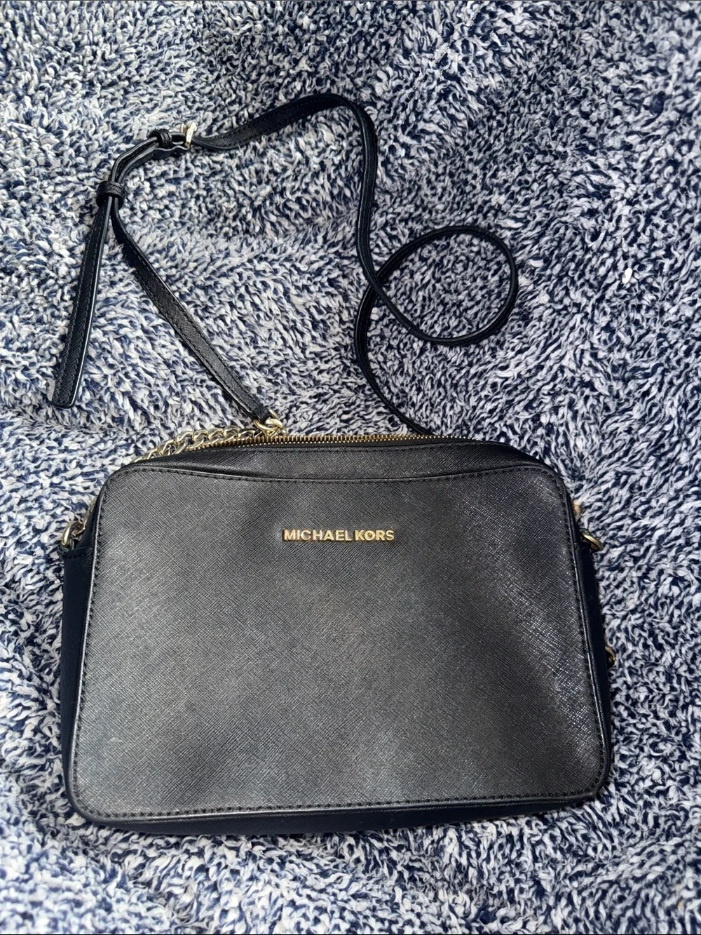 MICHAEL KORS Black Crossbody with Gold Logo